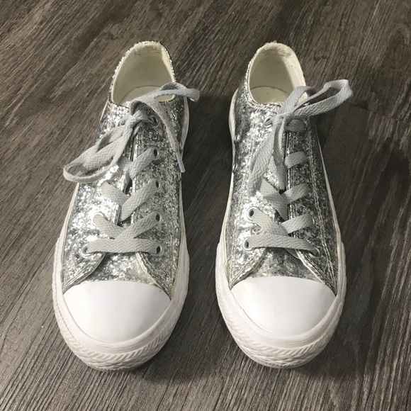 silver glitter girls converse